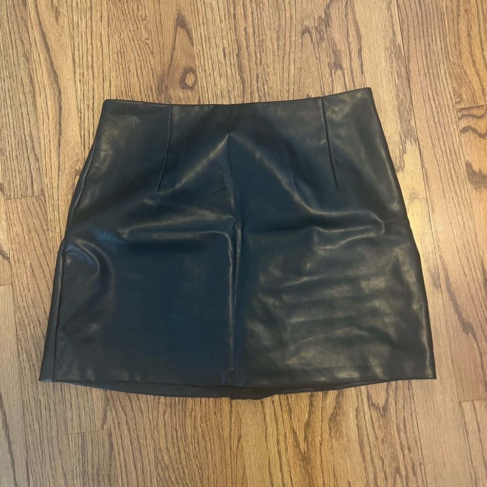 Abercrombie Black Vegan Leather Mini Skirt
